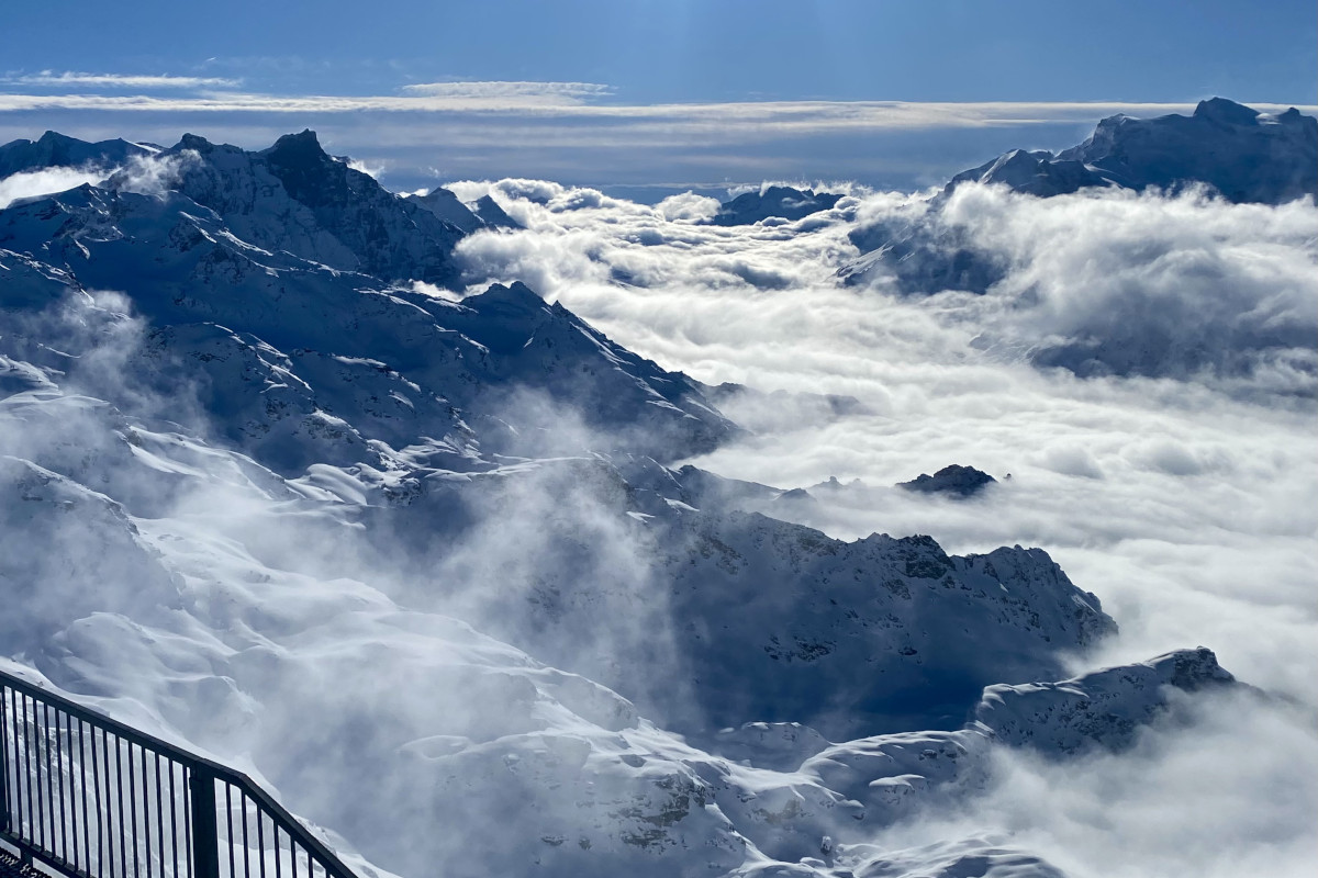 Mont Fort Verbier clouds rolling in from the valley below