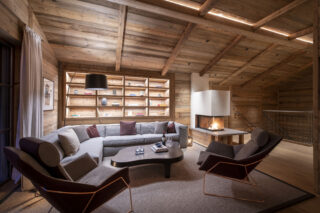 Lounge space and open fire at Chalech L in Lech