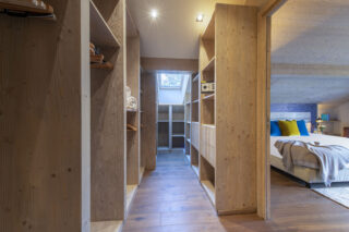 Master suite wardrobe space at Chalet Altius in Meribel