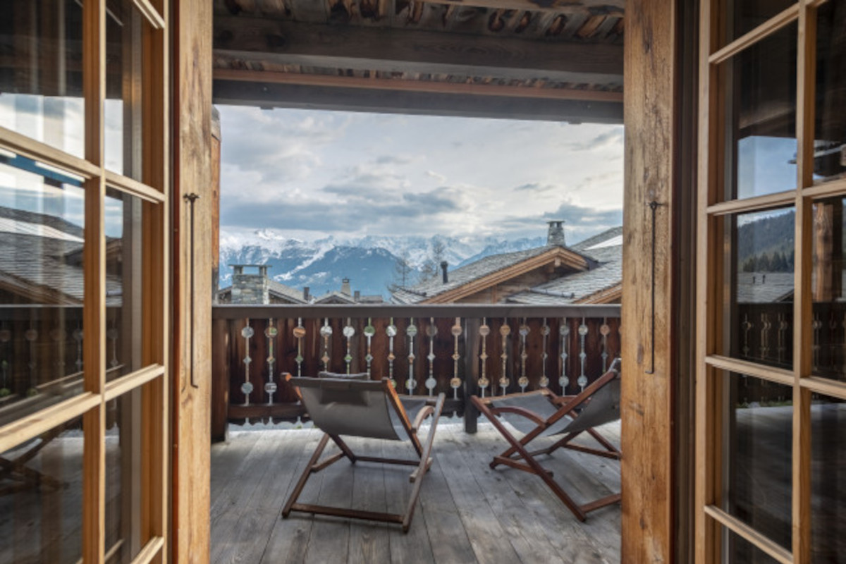 View from balcony of Apartment Breithorn in Verbier