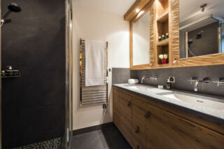 Ensuite shower room for double bedroom at Apartment Hickory in Verbier