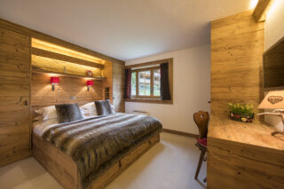 Master bedroom at Apartment Hickory in Verbier