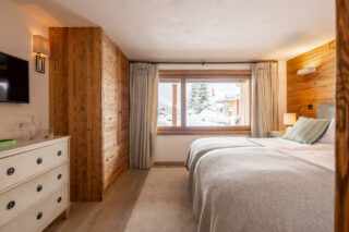Bedroom five at Chalet les Étrennes in Verbier
