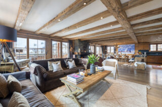 Looking across from the lounge area to the dining area in the living space at Apartment Silver in Verbier