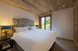 102_chalet-teredo-verbier-bedroom-5-terrace-view