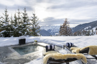 80_chalet-teredo-verbier-outdoor-hot-tub