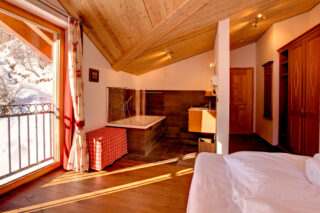 Bedroom 3 open en-suite bathroom Chalet Gemini in Zermatt