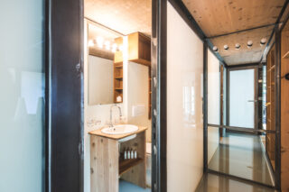 Ensuite bathroom for double bedroom two on the first floor (mezzanine) level at the Heinz Julen Loft in Zermatt