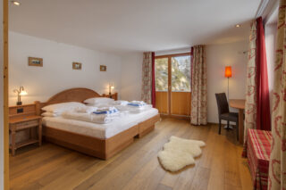 16_chalet-ibron-zermatt-bedroom-2