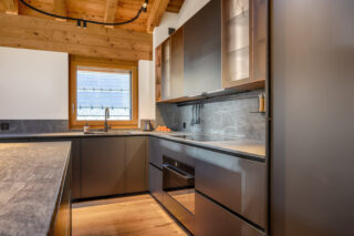 High-spec appliances and fittings in the kitchen at Penthouse Weissmatten in Zermatt