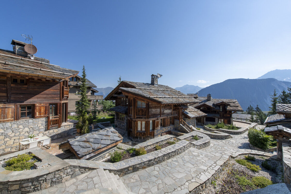 Exter view of Chalet Carat in Courchevel 1850