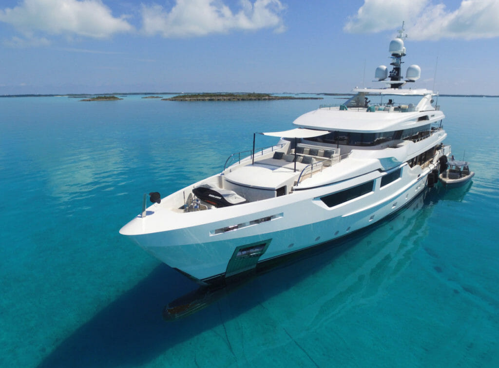 M Y Entourage in the Bahamas