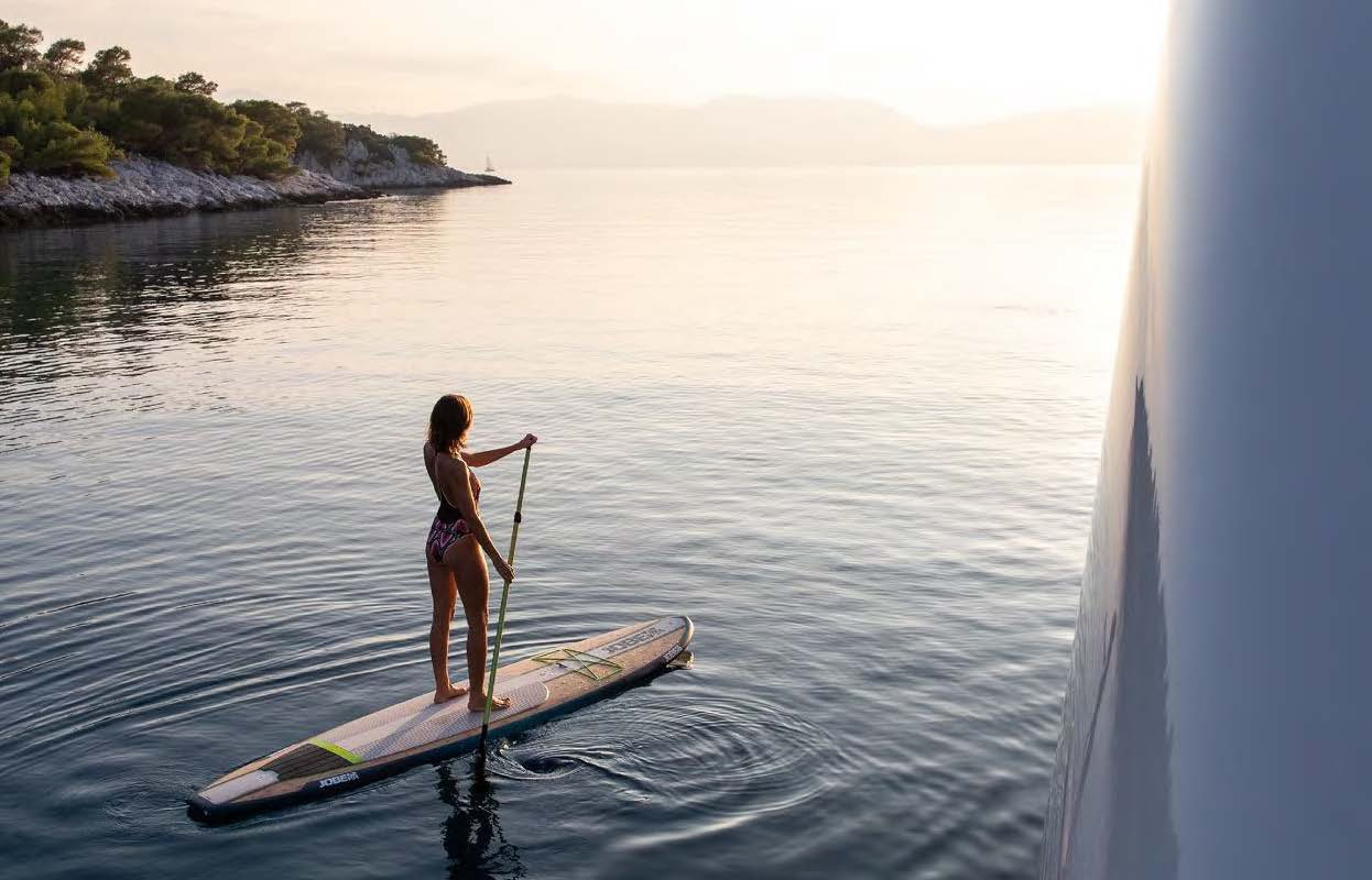chalamar-luxury-yacht-charters-o'ptasia-paddleboard